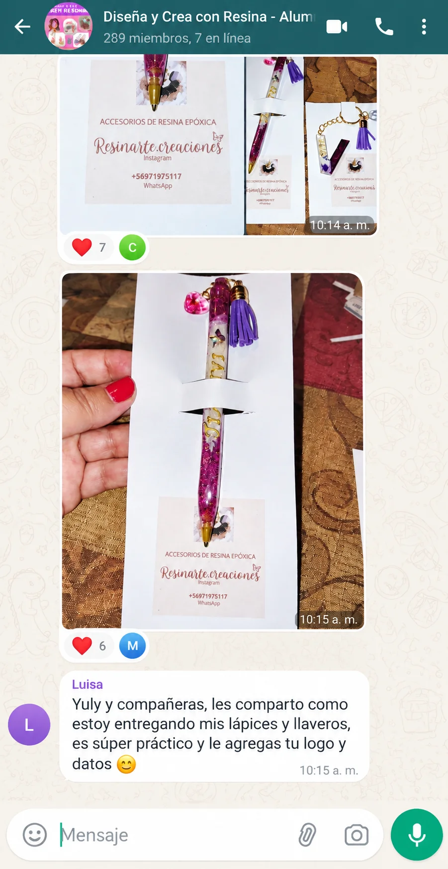 Captura de chat de una alumna mostrando los lapiceros de resina de su marca